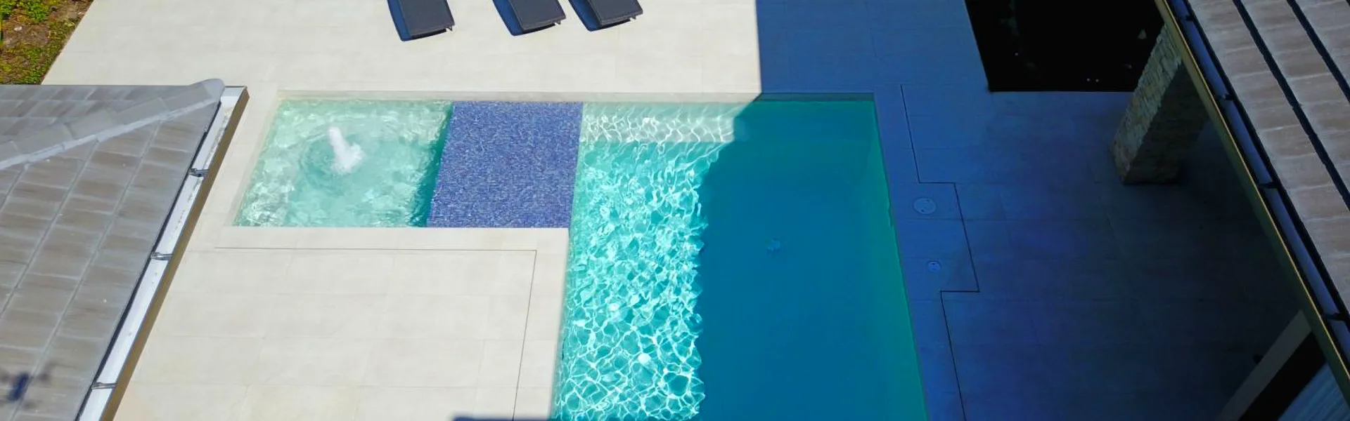 Discover the World of Luxury: Top 5 Geometric Pool Designs
