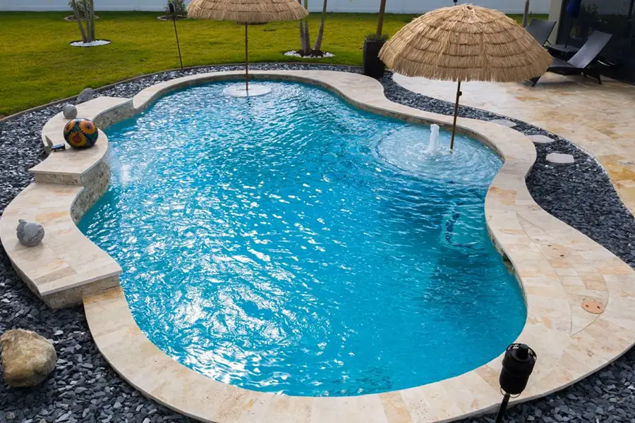 Lagoon-Inspired Pool Design